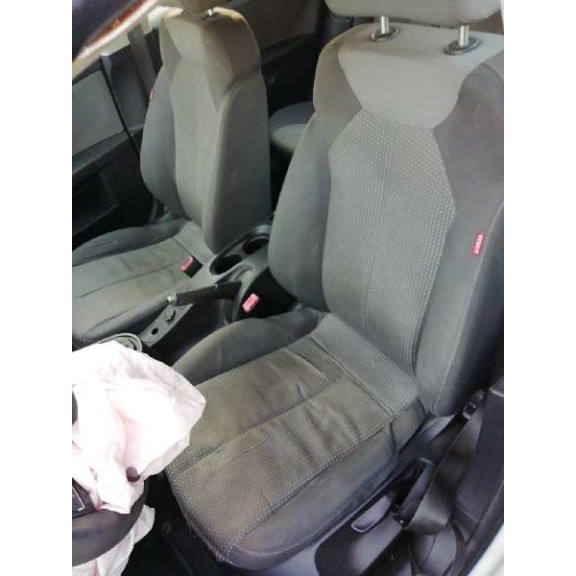 seat leon (1p1) del año 2010