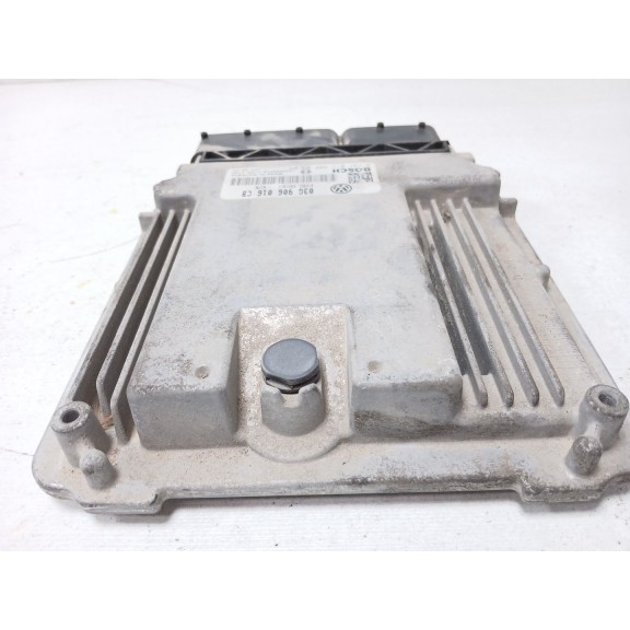 Recambio de centralita motor uce para volkswagen golf v (1k1) 1.9 tdi referencia OEM IAM   