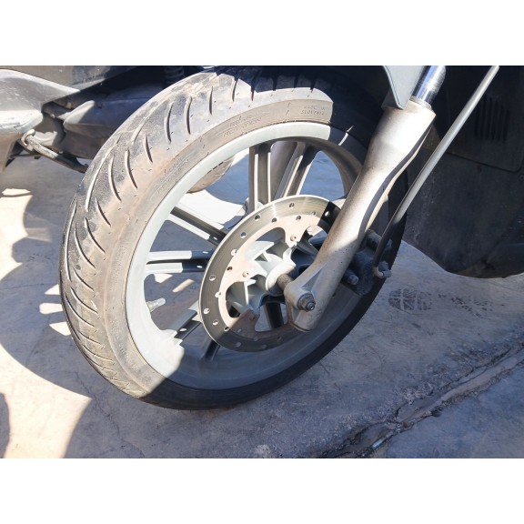 Recambio de llanta para piaggio carnaby carnaby 125 (m60) referencia OEM IAM   