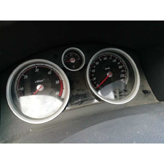 opel astra gtc del año 2006