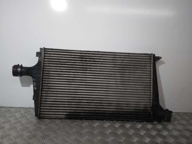 Recambio de intercooler para audi a6 berlina (4b2) 2.5 tdi referencia OEM IAM 4B0145805A 66X41 CM 