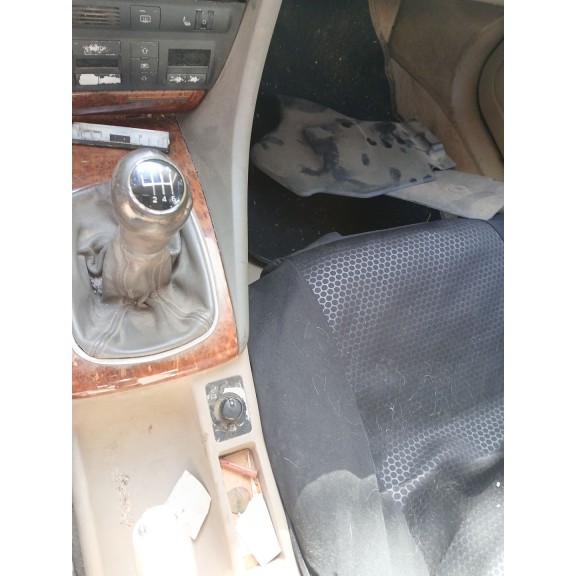 audi a6 c5 (4b2) del año 2003