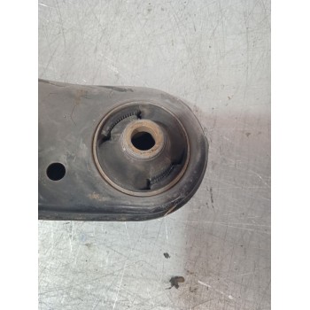 Recambio de brazo suspension inferior delantero izquierdo para toyota auris active referencia OEM IAM 4806902130  