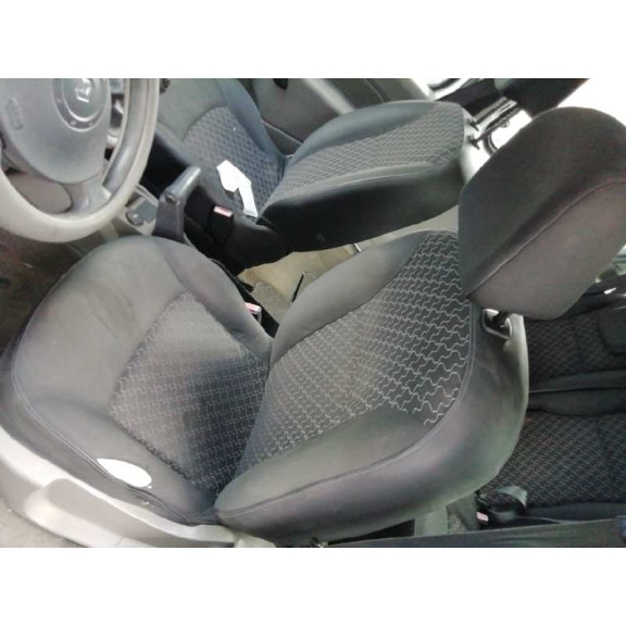 renault kangoo del año 2010