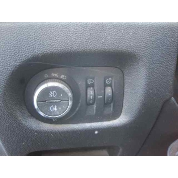 opel corsa d del año 2014