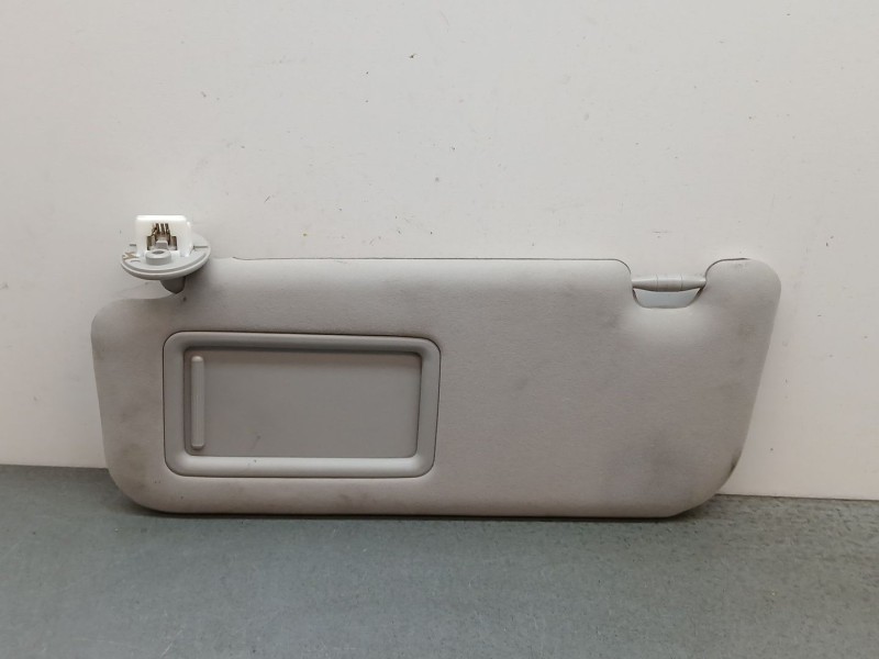 Recambio de parasol derecho para lexus is iii (_e3_) 300h (ave30_) referencia OEM IAM tw23281010  