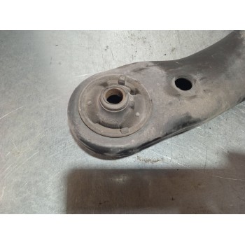 Recambio de brazo suspension inferior delantero izquierdo para toyota auris active referencia OEM IAM 4806902130  