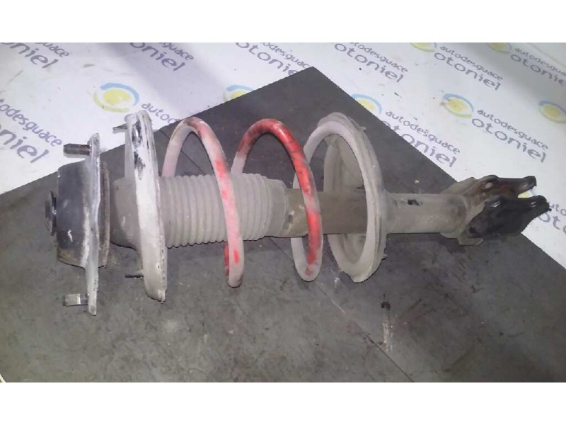 Recambio de amortiguador delantero derecho para hyundai coupe (rd) 1.6 fx referencia OEM IAM   