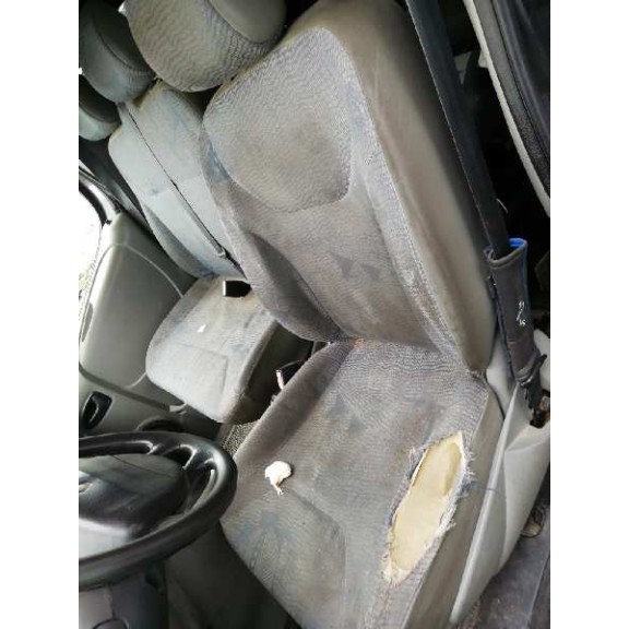 renault trafic combi (ab 4.01) del año 2005