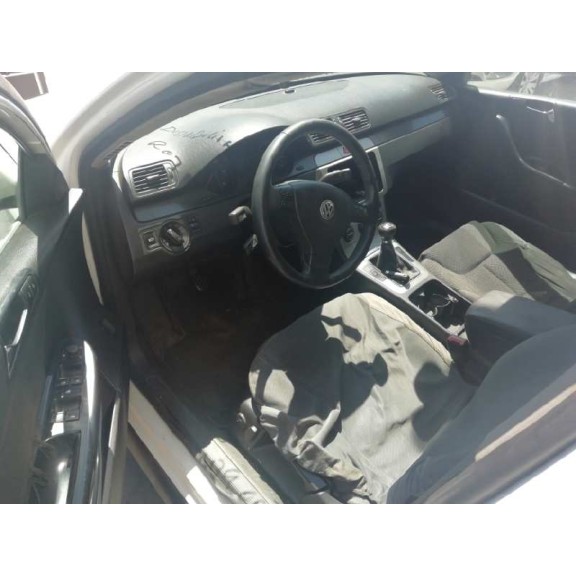 volkswagen passat variant (3c5) del año 2007