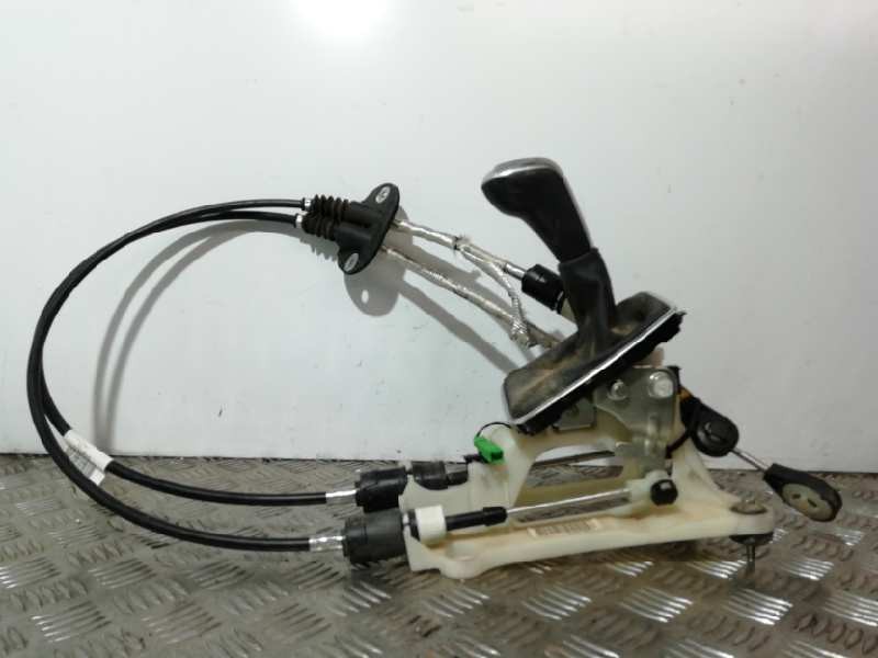 Recambio de varillaje cambio para volvo v40 2.0 diesel cat referencia OEM IAM 31367674  6 VELOCIDADES