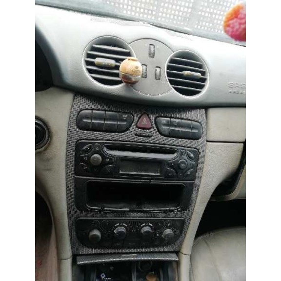 mercedes-benz clase clk (w209) coupe del año 2004