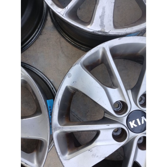 Recambio de juego llantas para kia optima business referencia OEM IAM 61/2JX16ET47 X4 16