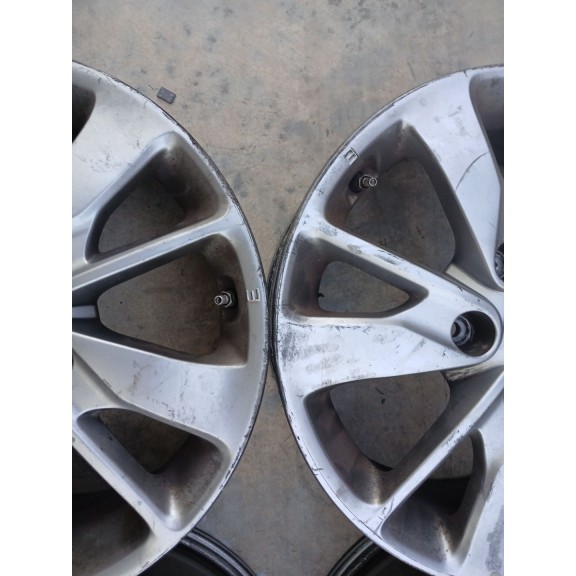 Recambio de juego llantas para kia optima business referencia OEM IAM 61/2JX16ET47 X4 16