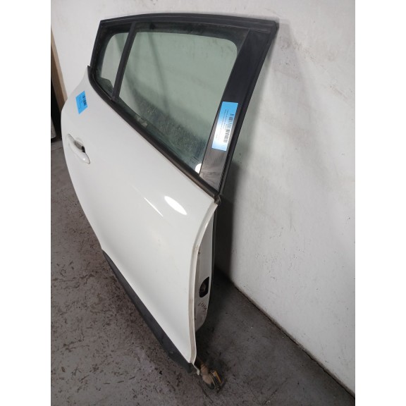 Recambio de puerta trasera derecha para renault megane iii berlina 5 p expression referencia OEM IAM   