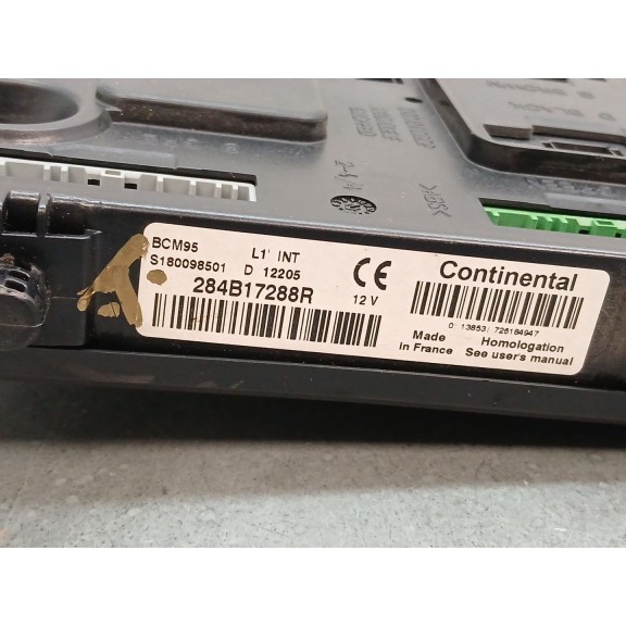 Recambio de caja reles / fusibles para renault scenic iii dynamique referencia OEM IAM 284b17288r  