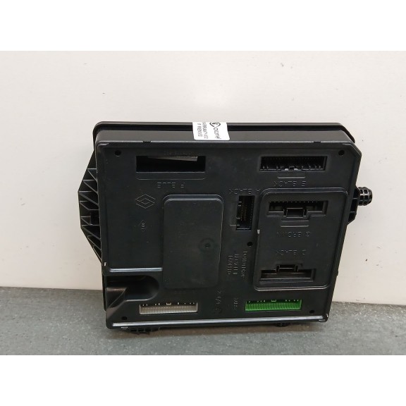 Recambio de caja reles / fusibles para renault scenic iii dynamique referencia OEM IAM 284b17288r  