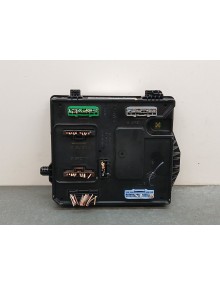 Recambio de caja reles / fusibles para renault scenic iii grand dynamique referencia OEM IAM 284b18853r  