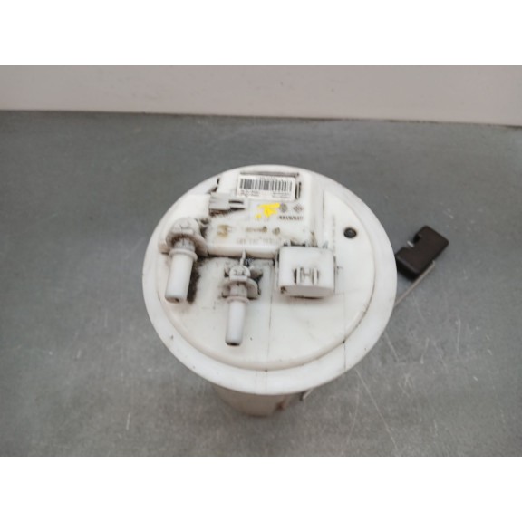 Recambio de aforador para renault scenic iii bose edition referencia OEM IAM 172028171r 4 pines 0580203109