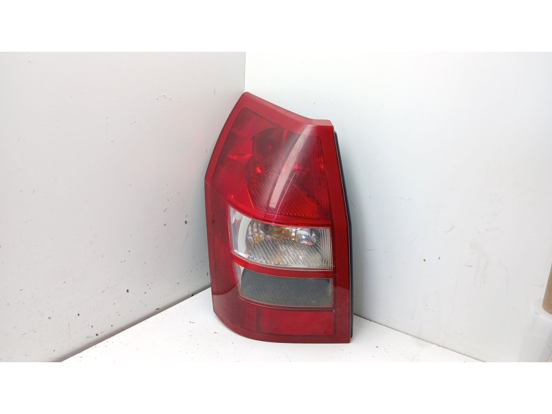 Recambio de piloto trasero izquierdo para chrysler 300c (lx, le) 3.0 crd referencia OEM IAM 4805967AH  