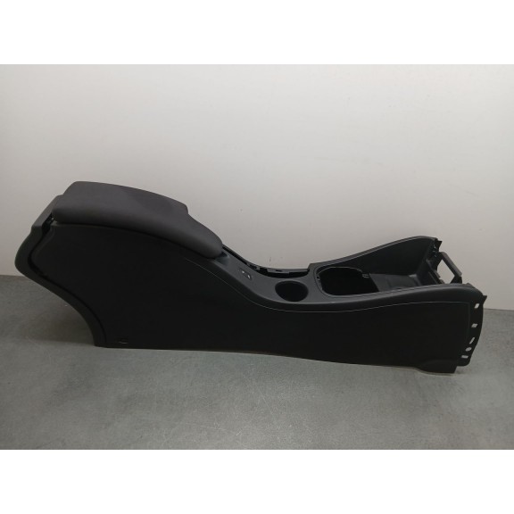 Recambio de apoyabrazos central para renault megane iii berlina 5 p expression referencia OEM IAM 969104736r  