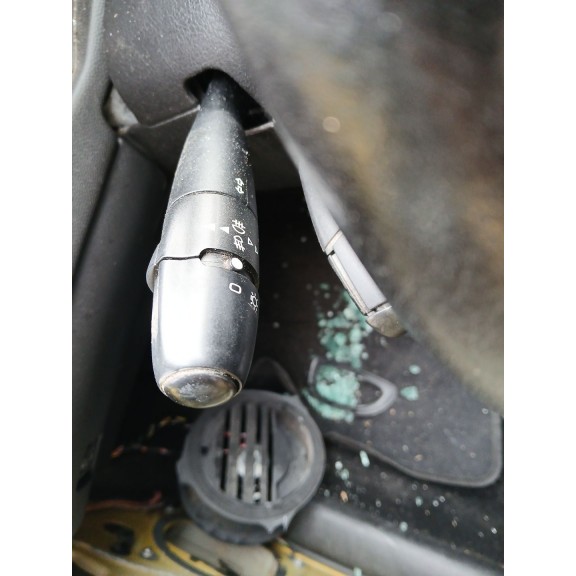 Recambio de faro izquierdo para peugeot 307 cc (3b) 2.0 16v referencia OEM IAM   