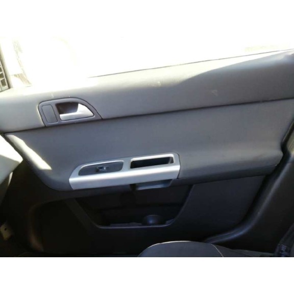 volvo s40 berlina del año 2010