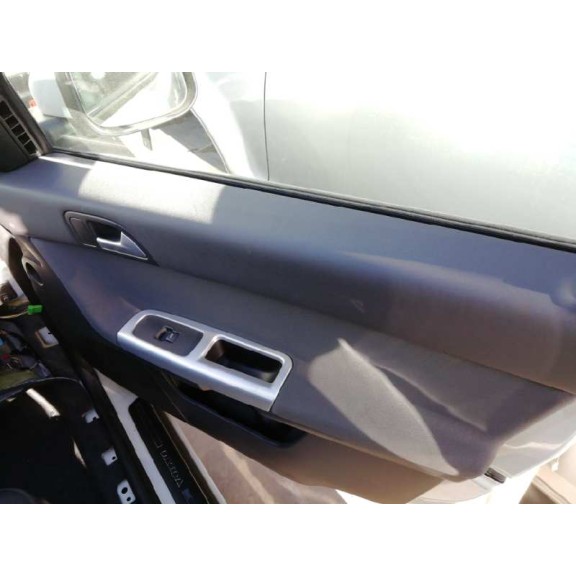 volvo s40 berlina del año 2010