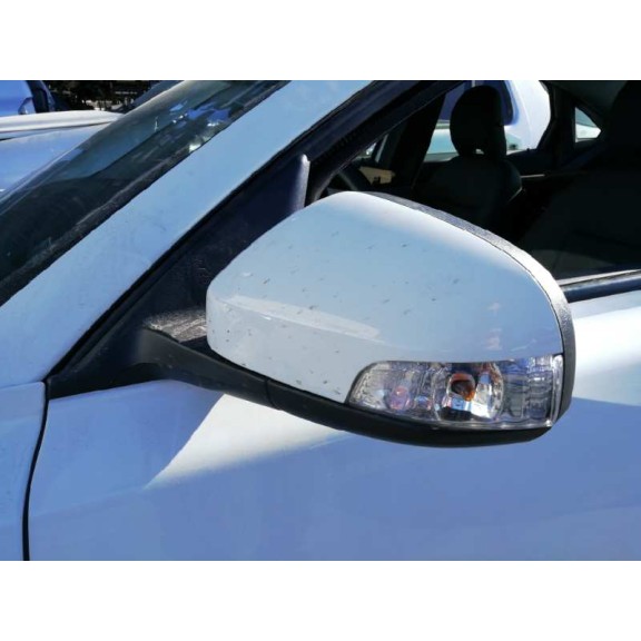 volvo s40 berlina del año 2010