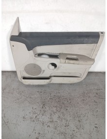 Recambio de guarnecido puerta delantera derecha para jeep commander 3.0 crd cat referencia OEM IAM   