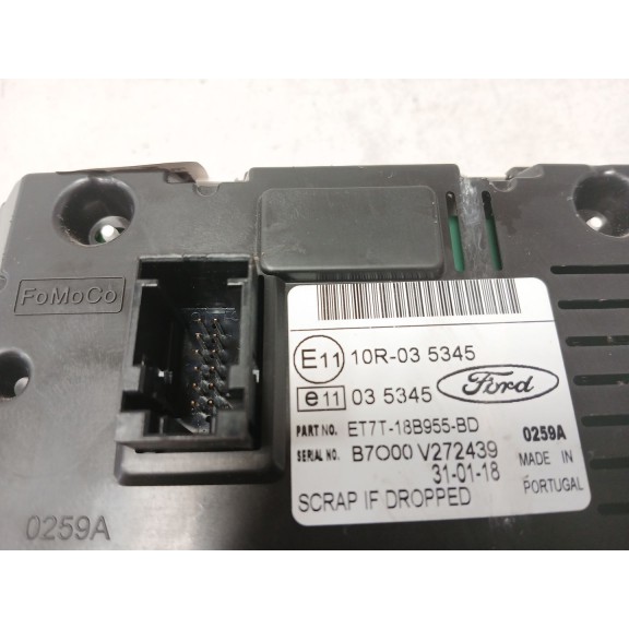 Recambio de display para ford tourneo courier (c4a) titanium referencia OEM IAM   