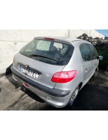 peugeot 206 berlina del año 2000