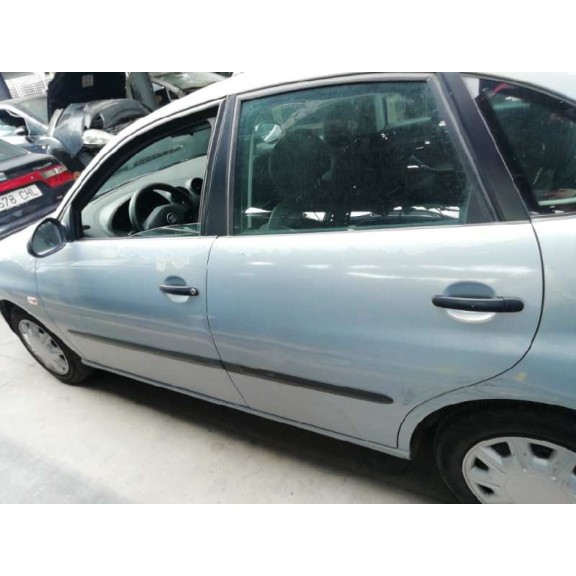 seat ibiza (6l1) del año 2004