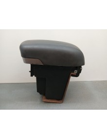 Recambio de apoyabrazos central para hyundai ix35 1.7 crdi cat referencia OEM IAM 846812y000  