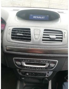 renault megane iii berlina 5 p del año 2014 2