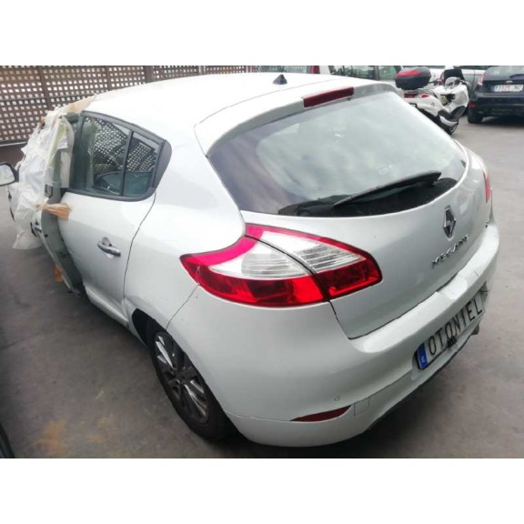 renault megane iii berlina 5 p del año 2014