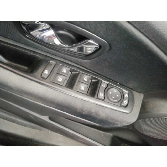 renault megane iii berlina 5 p del año 2014