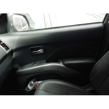 GUARNECIDO PUERTA DELANTERA DERECHA 