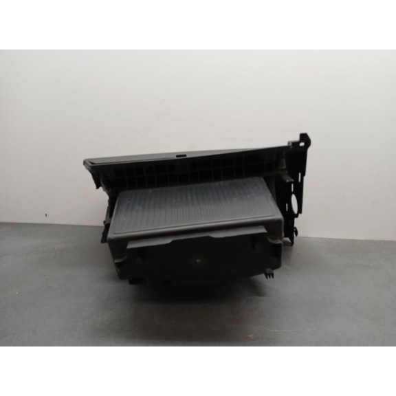 Recambio de guantera para renault scenic iii expression referencia OEM IAM 681080024r  