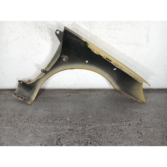 Recambio de aleta delantera izquierda para peugeot 307 cc (3b) 2.0 16v referencia OEM IAM   