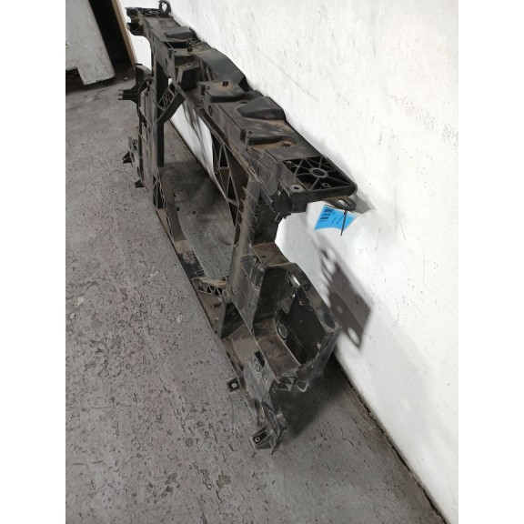 Recambio de panel frontal para renault megane iii berlina 5 p expression referencia OEM IAM   