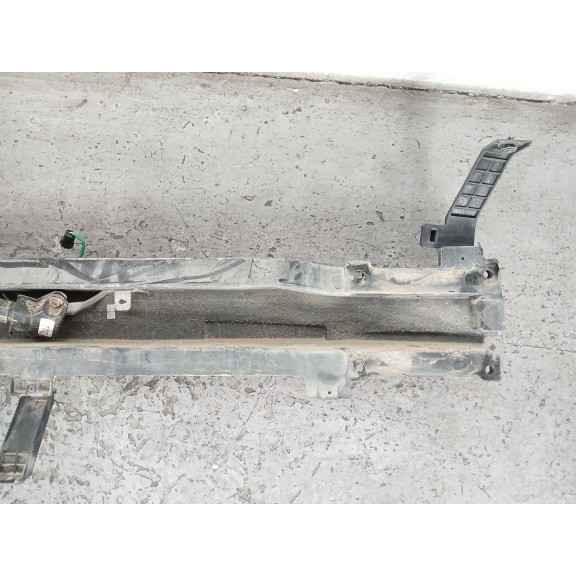 Recambio de refuerzo paragolpes trasero para hyundai i40 i (vf) 1.7 crdi referencia OEM IAM   