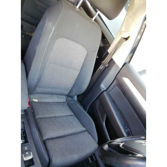 volkswagen passat variant (3g5) del año 2015