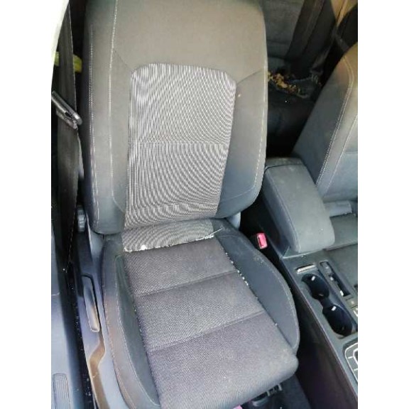 volkswagen passat variant (3g5) del año 2015