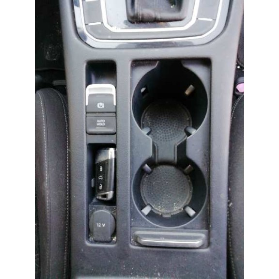 volkswagen passat variant (3g5) del año 2015