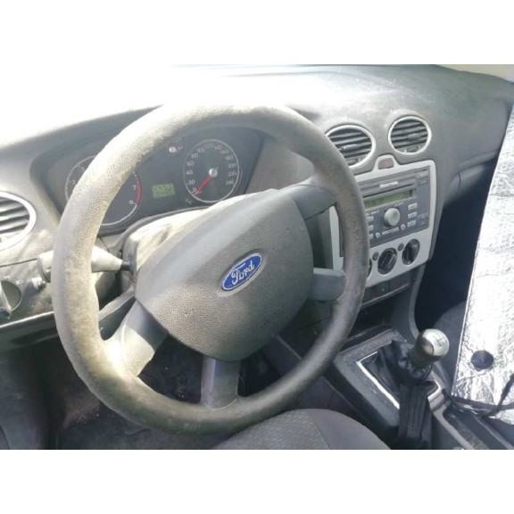 ford focus berlina (cap) del año 2006