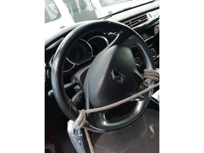 Recambio de volante para citroën ds3 1.6 hdi fap referencia OEM IAM  SIN AIRBAG 
