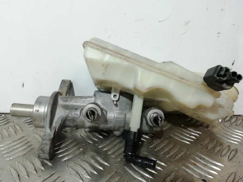 Recambio de bomba freno para volvo v40 2.0 diesel cat referencia OEM IAM 31329534  