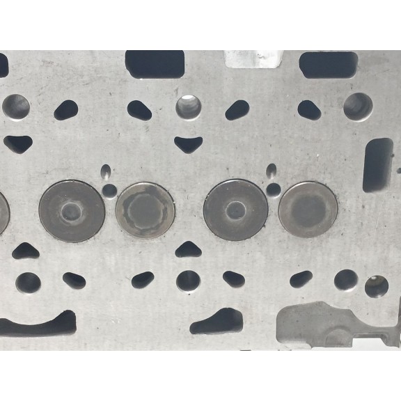 Recambio de culata para citroën c3 1.4 hdi exclusive referencia OEM IAM 9643477110  8hx