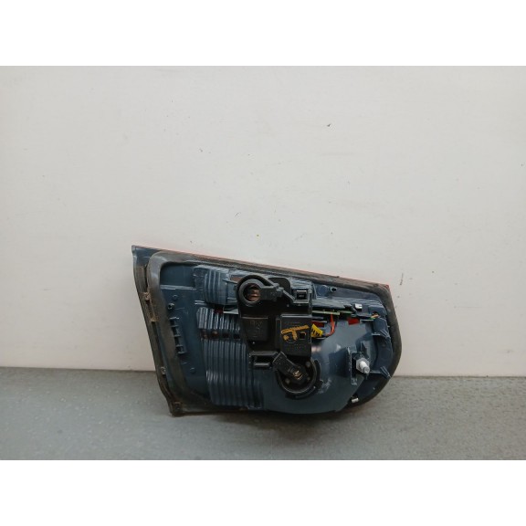 Recambio de piloto trasero derecho interior para bmw 3 touring (f31) 320 d referencia OEM IAM 7371112  